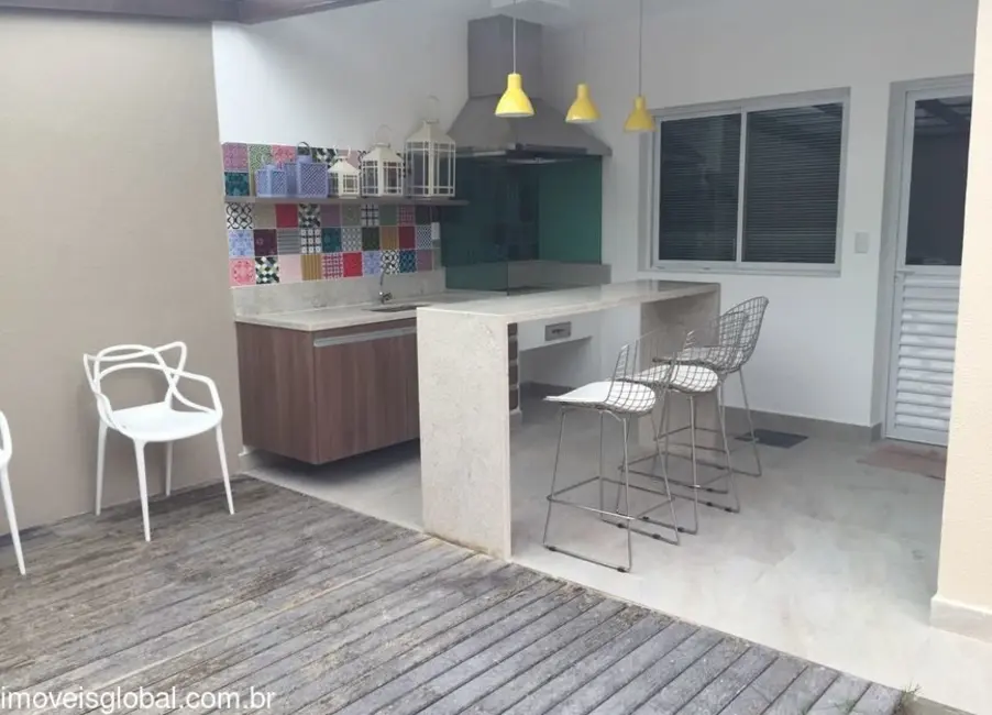 Casa de Condomínio com 3 quartos à venda, 103m2 em Manaus - AM - imagem 5 Foto 5 de Casa de Condomínio com 3 quartos à venda, 103m2 em Manaus - AM