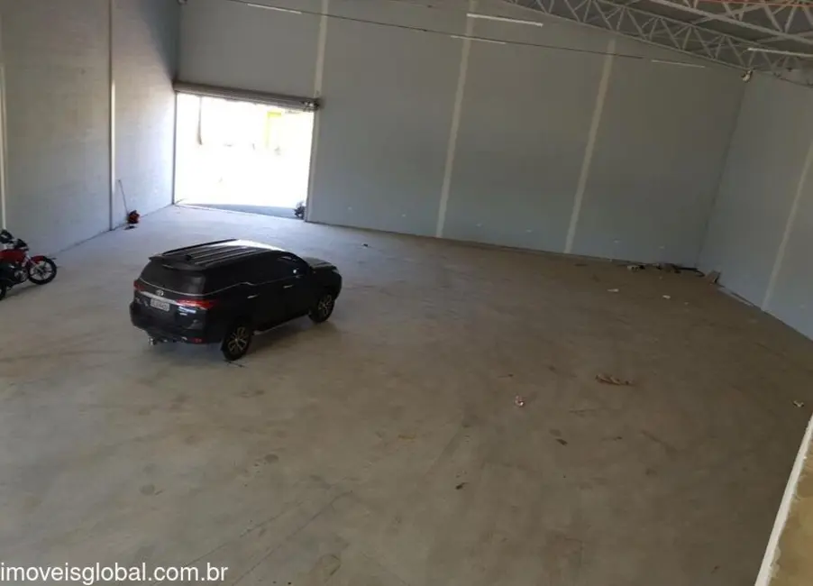 Foto 4 de Armazém / Galpão à venda, 750m2 em Setor Garavelo, Aparecida De Goiania - GO