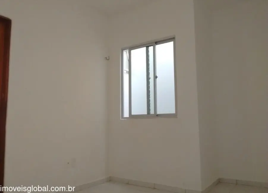 Kitnet com 1 quarto para alugar, 35m2 em Montese, Fortaleza - CE - imagem 5 Foto 5 de Kitnet com 1 quarto para alugar, 35m2 em Montese, Fortaleza - CE