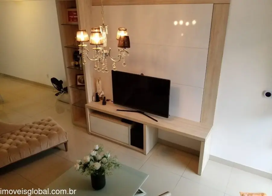 Casa com 3 quartos à venda, 175m2 em Eusebio - CE - imagem 4 Foto 4 de Casa com 3 quartos à venda, 175m2 em Eusebio - CE