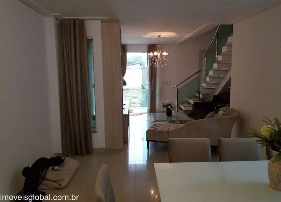 Casa com 3 quartos à venda, 175m2 em Eusebio - CE - imagem 5 Foto 5 de Casa com 3 quartos à venda, 175m2 em Eusebio - CE