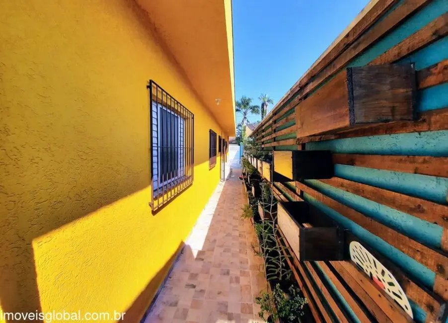 Foto 4 de Casa com 3 quartos à venda, 60m2 em Itanhaem - SP