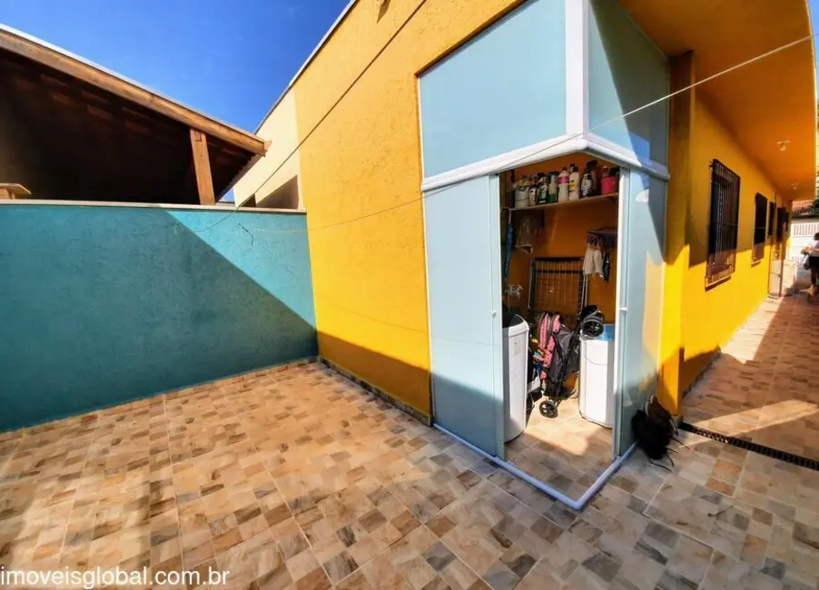 Foto 6 de Casa com 3 quartos à venda, 60m2 em Itanhaem - SP