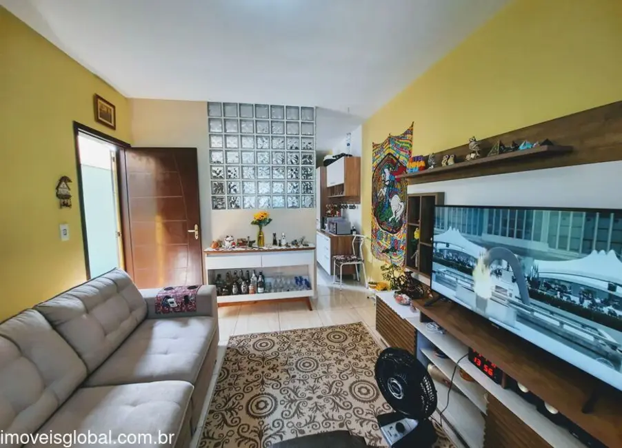 Foto 9 de Casa com 3 quartos à venda, 60m2 em Itanhaem - SP
