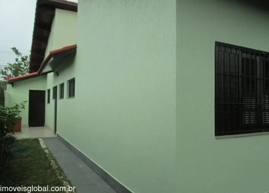 Foto 8 de Casa com 3 quartos à venda, 160m2 em Itanhaem - SP