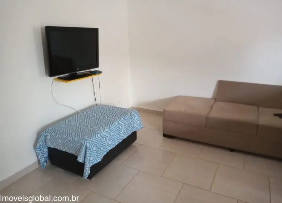 Foto 3 de Casa com 3 quartos à venda, 75m2 em Itanhaem - SP