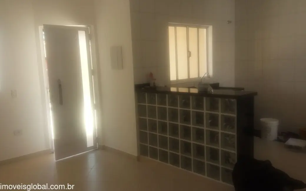 Foto 3 de Casa com 2 quartos à venda, 85m2 em Itanhaem - SP