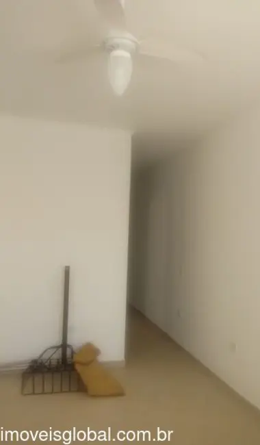 Foto 2 de Casa com 2 quartos à venda, 85m2 em Itanhaem - SP