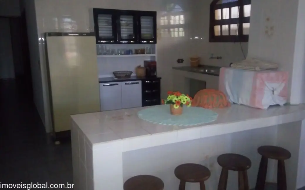 Foto 9 de Casa com 2 quartos à venda, 90m2 em Itanhaem - SP