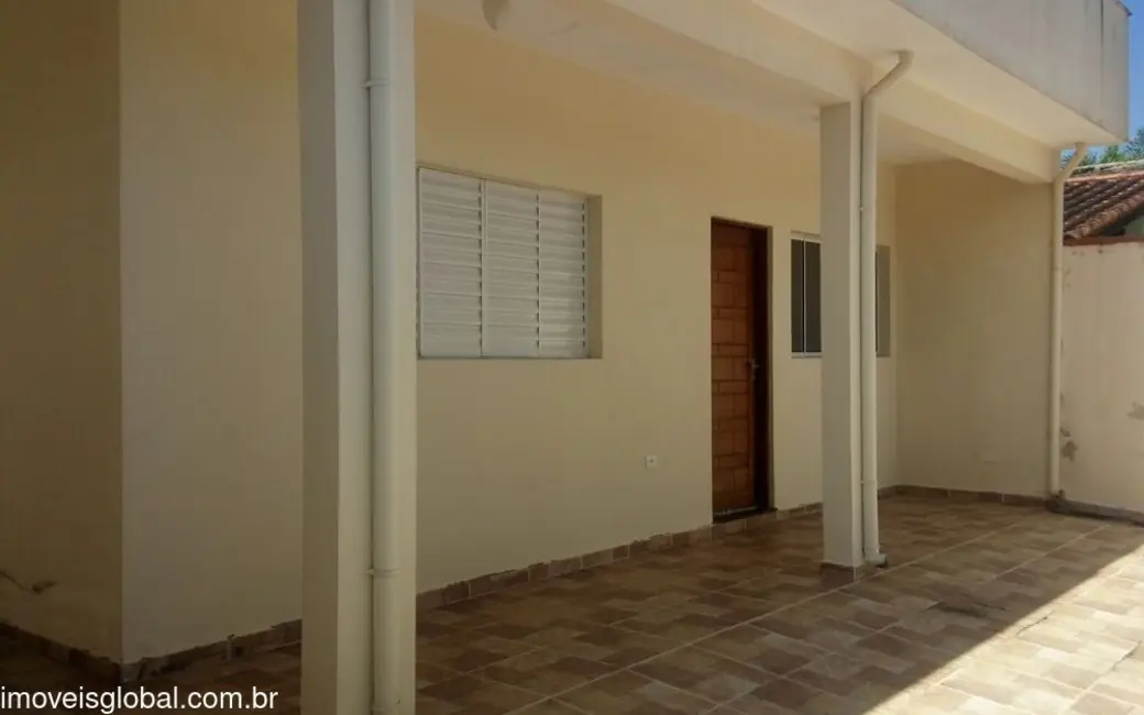 Foto 1 de Casa com 3 quartos à venda, 120m2 em Itanhaem - SP