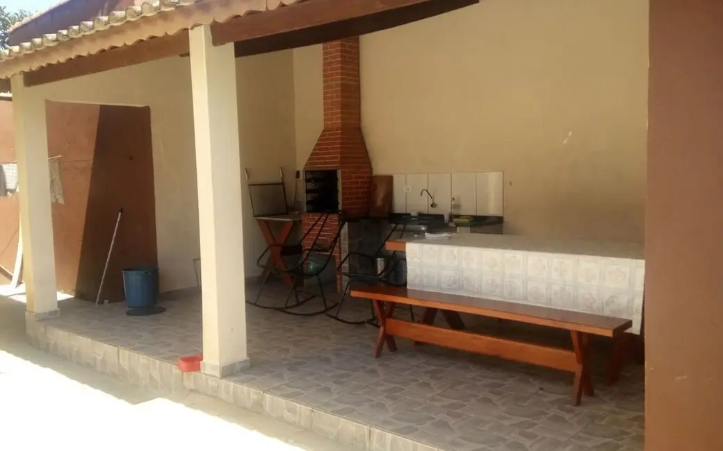 Foto 2 de Sobrado com 3 quartos à venda, 135m2 em Itanhaem - SP