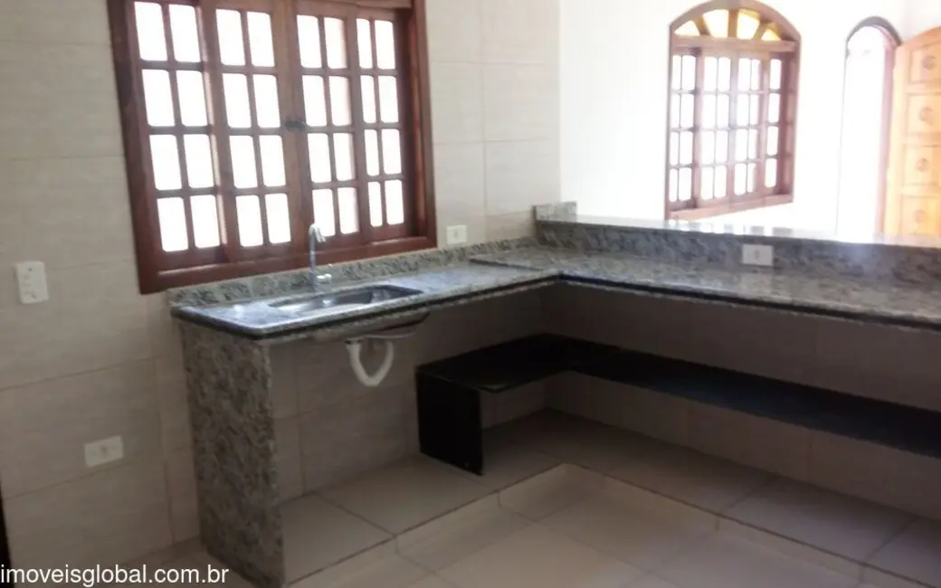 Foto 6 de Casa com 3 quartos à venda, 85m2 em Itanhaem - SP