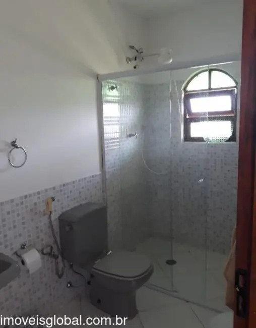 Foto 7 de Sobrado com 4 quartos à venda, 230m2 em Itanhaem - SP