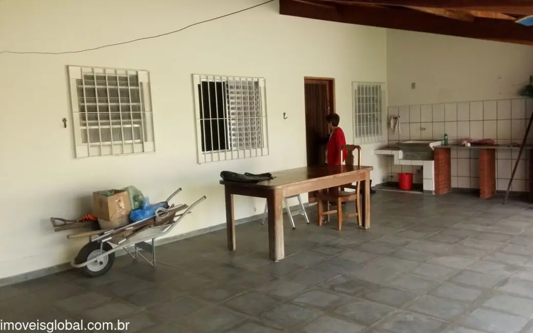 Foto 1 de Casa com 2 quartos à venda, 85m2 em Itanhaem - SP