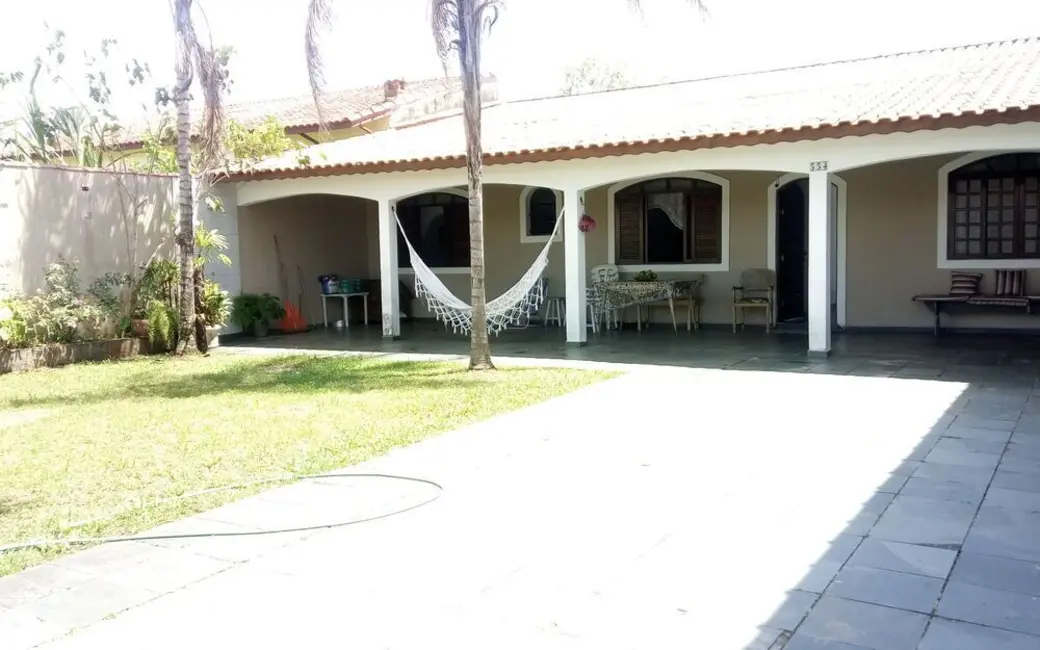 Foto 3 de Casa com 2 quartos à venda, 85m2 em Itanhaem - SP