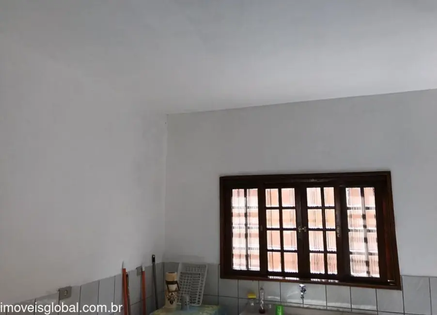 Foto 7 de Casa com 2 quartos à venda, 75m2 em Itanhaem - SP