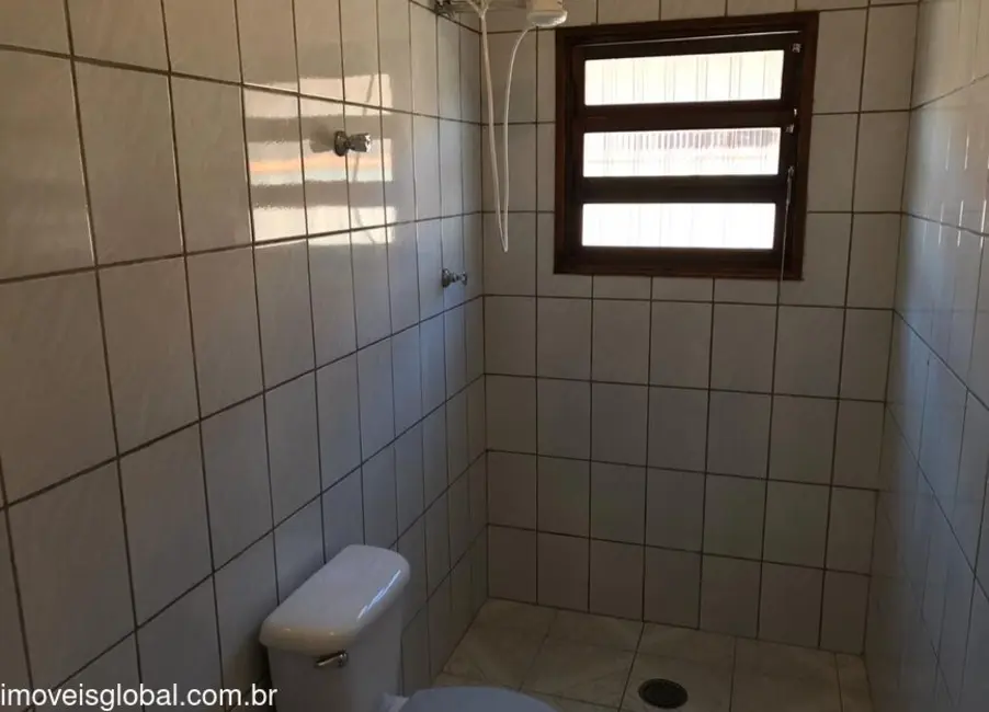 Foto 8 de Casa com 2 quartos à venda, 75m2 em Itanhaem - SP