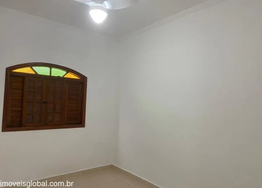 Foto 9 de Casa com 3 quartos à venda, 85m2 em Itanhaem - SP