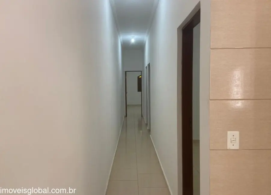 Foto 8 de Casa com 3 quartos à venda, 85m2 em Itanhaem - SP