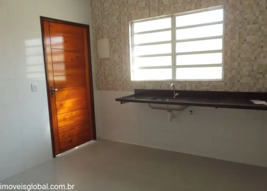 Foto 7 de Casa com 3 quartos à venda, 120m2 em Itanhaem - SP