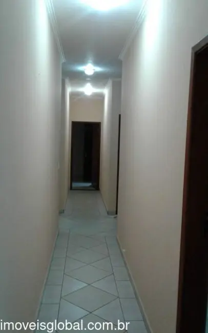 Foto 9 de Casa com 3 quartos à venda, 160m2 em Itanhaem - SP