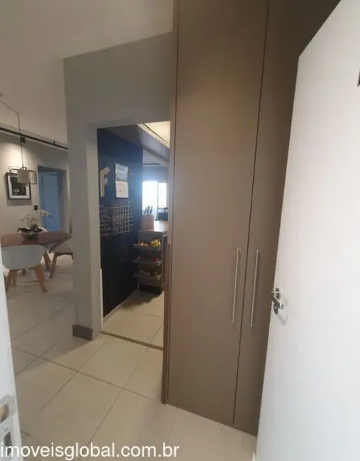 Foto 1 de Apartamento com 2 quartos à venda, 77m2 em Taubate, SP
