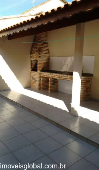 Casa com 3 quartos à venda, 160m2 em Peruibe - SP - imagem 5 Foto 5 de Casa com 3 quartos à venda, 160m2 em Peruibe - SP