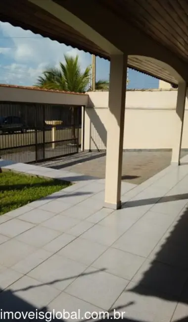 Casa com 3 quartos à venda, 160m2 em Peruibe - SP - imagem 8 Foto 8 de Casa com 3 quartos à venda, 160m2 em Peruibe - SP