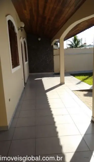 Casa com 3 quartos à venda, 160m2 em Peruibe - SP - imagem 7 Foto 7 de Casa com 3 quartos à venda, 160m2 em Peruibe - SP