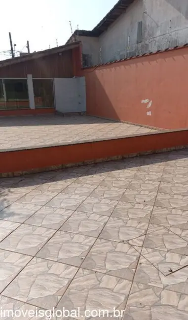 Casa com 2 quartos à venda, 12m2 em Peruibe - SP - imagem 3 Foto 3 de Casa com 2 quartos à venda, 12m2 em Peruibe - SP