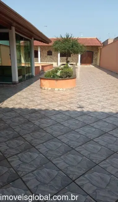 Casa com 2 quartos à venda, 12m2 em Peruibe - SP - imagem 4 Foto 4 de Casa com 2 quartos à venda, 12m2 em Peruibe - SP