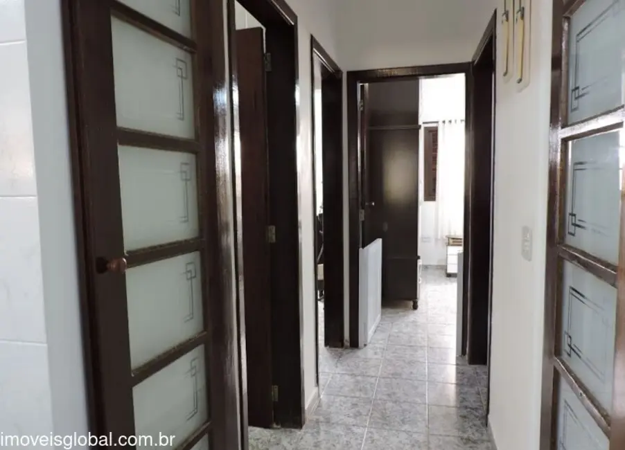 Casa com 3 quartos à venda, 150m2 em Peruibe - SP - imagem 6 Foto 6 de Casa com 3 quartos à venda, 150m2 em Peruibe - SP