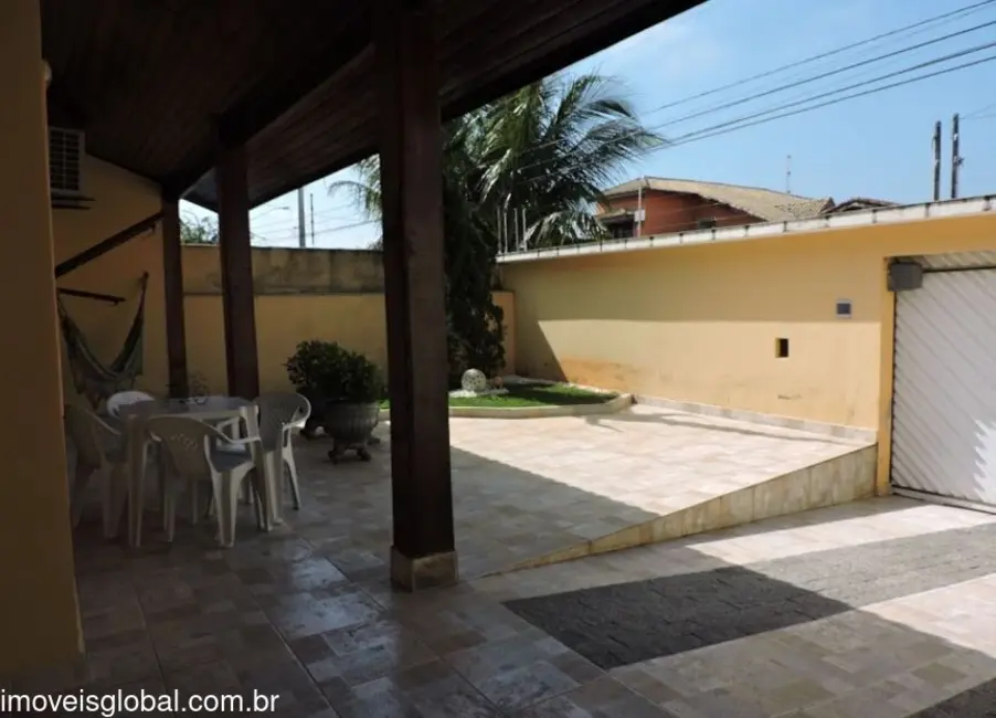 Casa com 3 quartos à venda, 150m2 em Peruibe - SP - imagem 9 Foto 9 de Casa com 3 quartos à venda, 150m2 em Peruibe - SP
