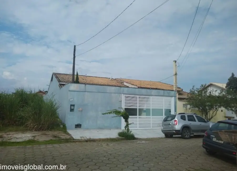 Foto 1 de Casa com 3 quartos à venda, 154m2 em Peruibe - SP