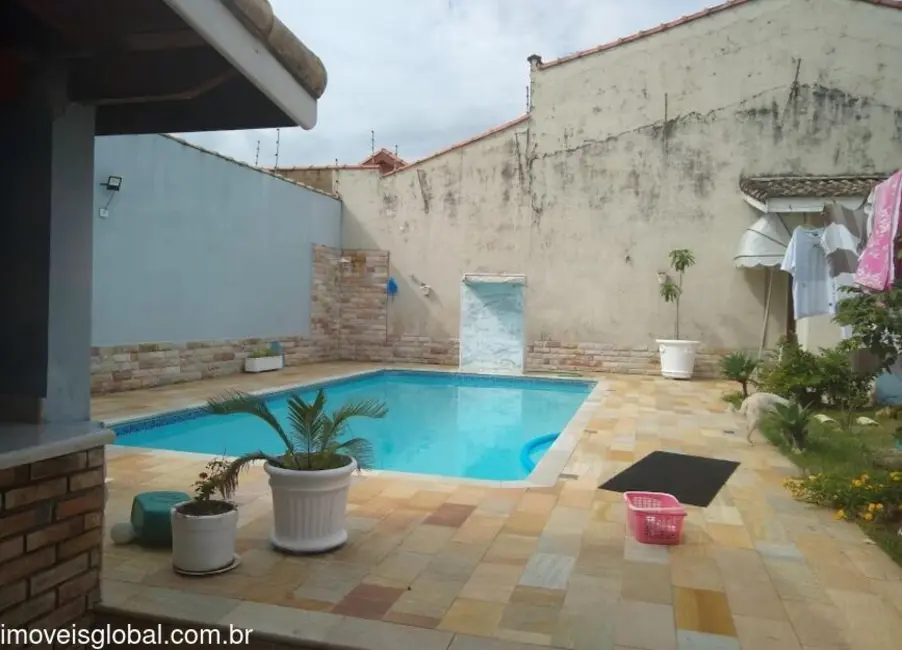 Casa com 3 quartos à venda, 154m2 em Peruibe - SP - imagem 9 Foto 9 de Casa com 3 quartos à venda, 154m2 em Peruibe - SP