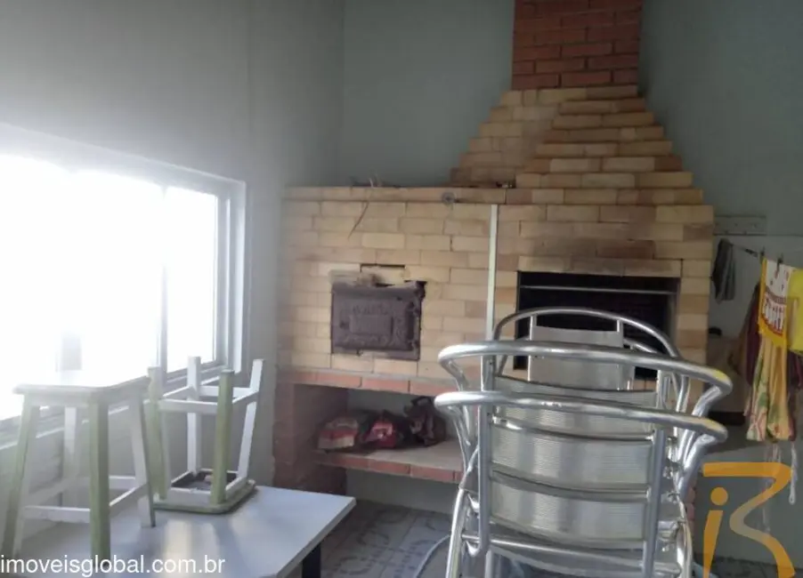 Casa com 3 quartos à venda, 160m2 em Peruibe - SP - imagem 9 Foto 9 de Casa com 3 quartos à venda, 160m2 em Peruibe - SP