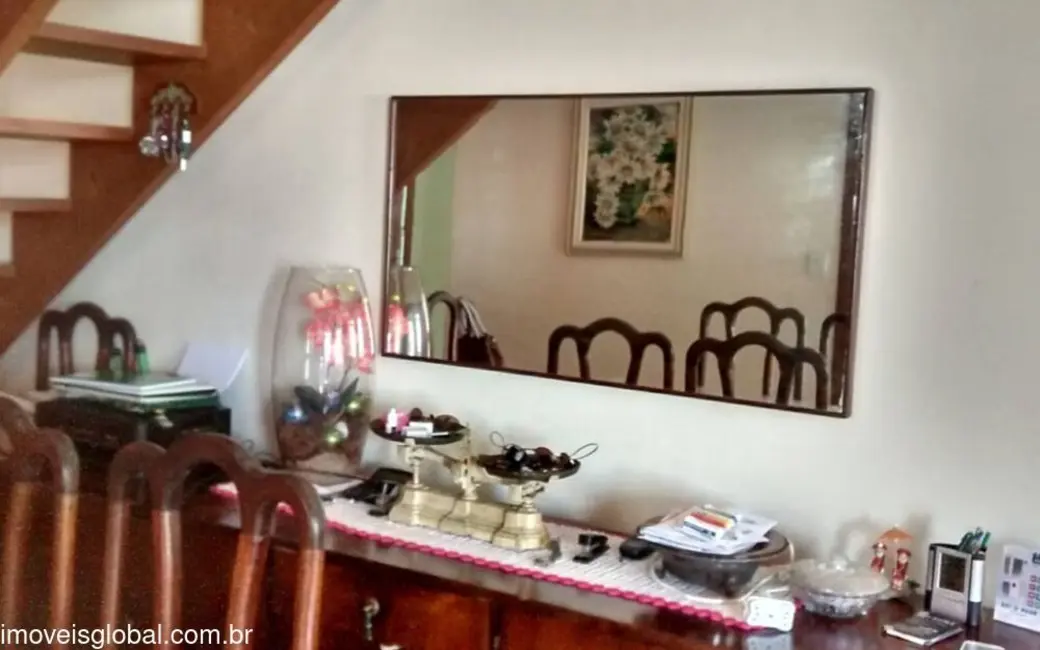 Casa com 3 quartos à venda, 220m2 em Peruibe - SP - imagem 4 Foto 4 de Casa com 3 quartos à venda, 220m2 em Peruibe - SP