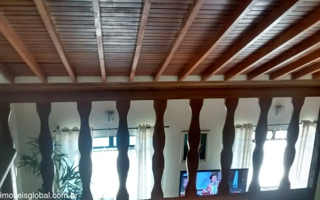 Casa com 3 quartos à venda, 220m2 em Peruibe - SP - imagem 6 Foto 6 de Casa com 3 quartos à venda, 220m2 em Peruibe - SP