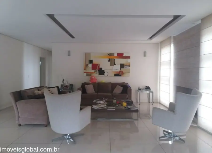 Casa com 4 quartos à venda, 450m2 em Santana De Parnaiba - SP - imagem 3 Foto 3 de Casa com 4 quartos à venda, 450m2 em Santana De Parnaiba - SP