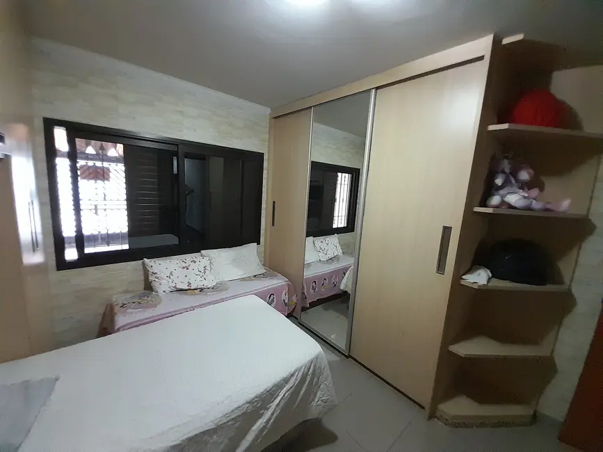 Casa com 3 quartos à venda, 200m2 em Jardim Tremembé, São Paulo - SP - imagem 4 Foto 4 de Casa com 3 quartos à venda, 200m2 em Jardim Tremembé, São Paulo - SP