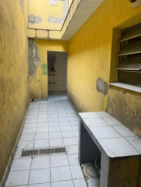 Sobrado com 4 quartos à venda, 180m2 em Jardim das Pedras, São Paulo - SP - imagem 4 Foto 4 de Sobrado com 4 quartos à venda, 180m2 em Jardim das Pedras, São Paulo - SP