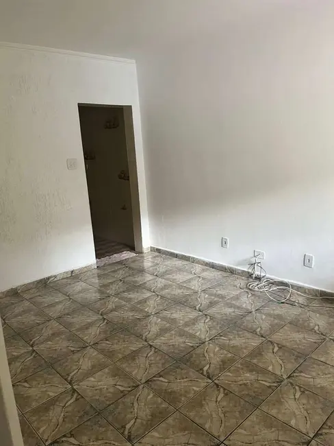 Sobrado com 4 quartos à venda, 180m2 em Jardim das Pedras, São Paulo - SP - imagem 8 Foto 8 de Sobrado com 4 quartos à venda, 180m2 em Jardim das Pedras, São Paulo - SP