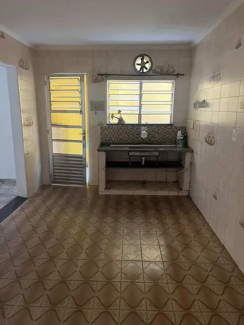 Sobrado com 4 quartos à venda, 180m2 em Jardim das Pedras, São Paulo - SP - imagem 5 Foto 5 de Sobrado com 4 quartos à venda, 180m2 em Jardim das Pedras, São Paulo - SP