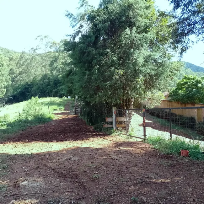 Sítio / Rancho à venda, 20000m2 em Colinas, Pocos De Caldas - MG - imagem 7 Foto 7 de Sítio / Rancho à venda, 20000m2 em Colinas, Pocos De Caldas - MG