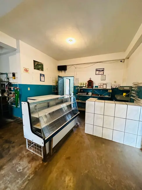 Sítio / Rancho com 4 quartos à venda, 290m2 em Centro, Caconde - SP - imagem 8 Foto 8 de Sítio / Rancho com 4 quartos à venda, 290m2 em Centro, Caconde - SP