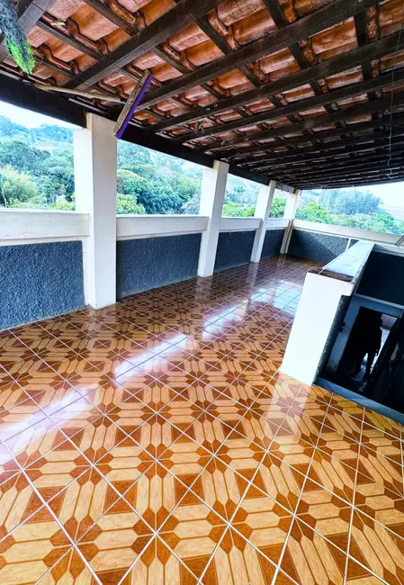 Foto 2 de Sítio / Rancho com 4 quartos à venda, 290m2 em Centro, Caconde - SP