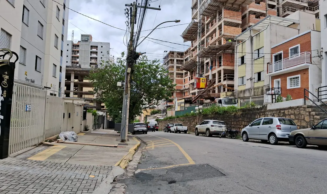 Terreno / Lote com 2 quartos à venda, 1196m2 em Centro, Pocos De Caldas - MG - imagem 3 Foto 3 de Terreno / Lote com 2 quartos à venda, 1196m2 em Centro, Pocos De Caldas - MG
