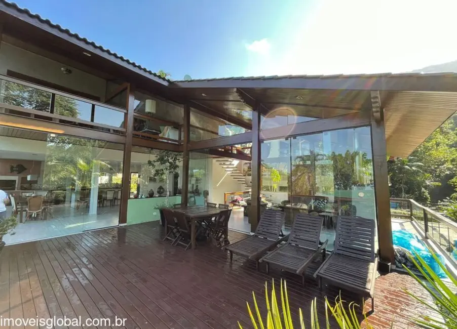 Foto 5 de Sobrado com 5 quartos à venda, 700m2 em Sao Sebastiao - SP