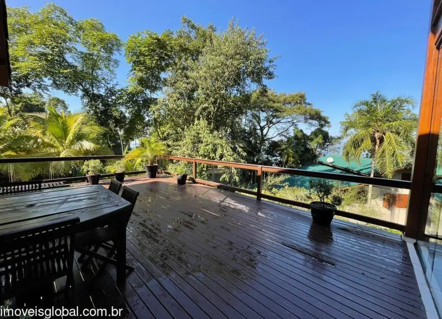 Foto 3 de Sobrado com 5 quartos à venda, 700m2 em Sao Sebastiao - SP