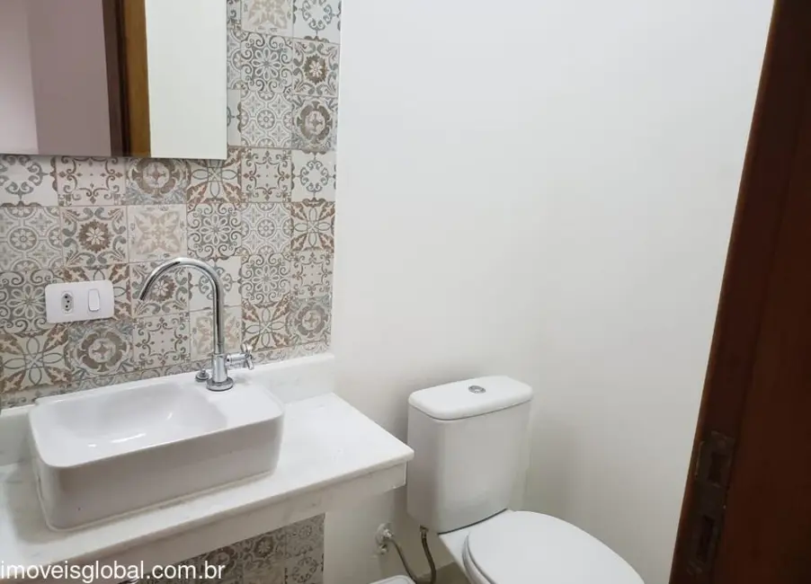 Foto 6 de Casa de Condomínio com 4 quartos à venda, 160m2 em Sao Sebastiao - SP